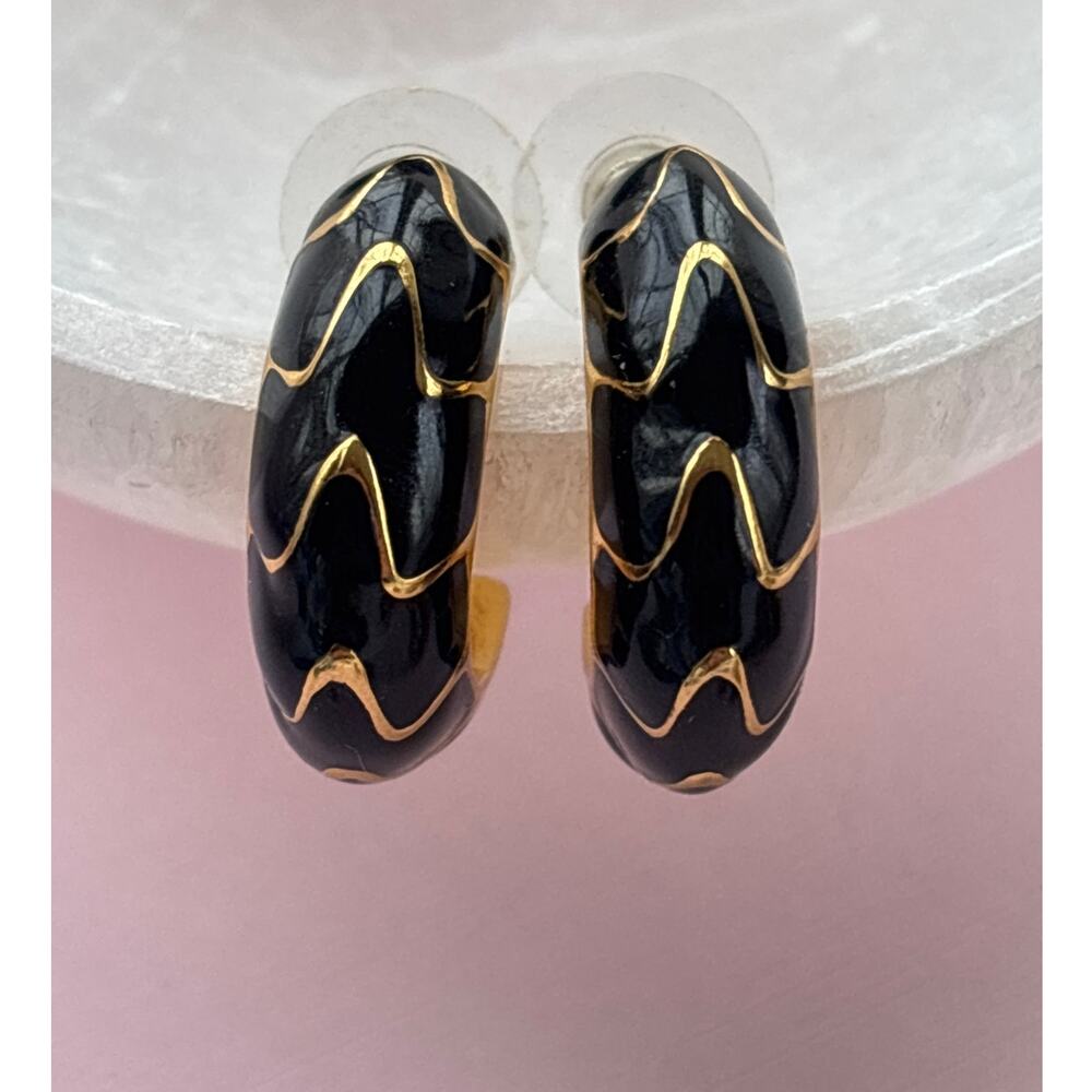 Enamel Vintage Hoop Back Black Gold Pierced Earrings - Picture 3 of 8